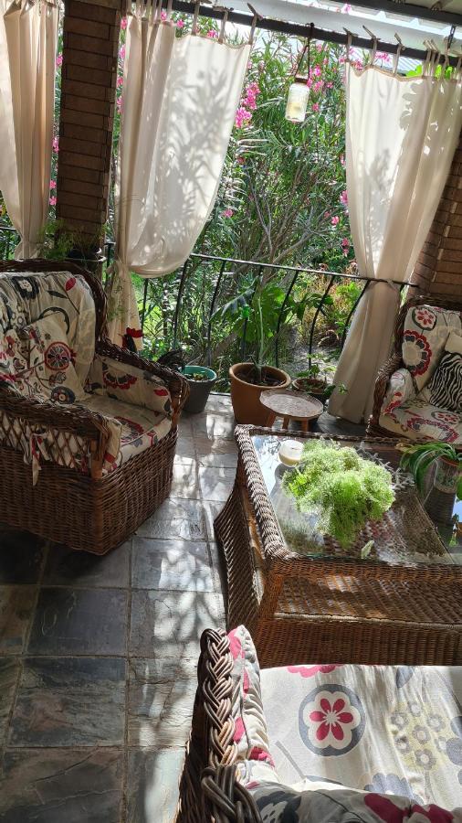 תמרין Comfy Home-Tropical Garden & 5 Min Walk To Beach מראה חיצוני תמונה