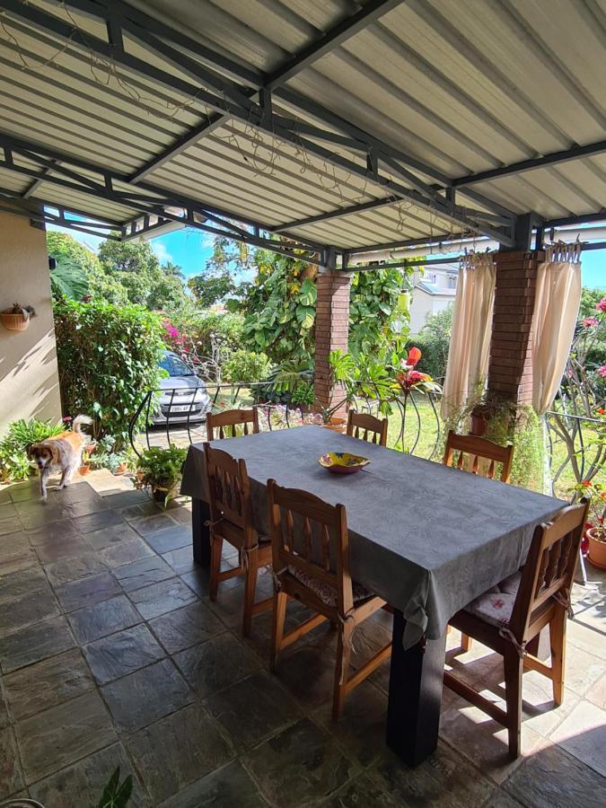 תמרין Comfy Home-Tropical Garden & 5 Min Walk To Beach מראה חיצוני תמונה